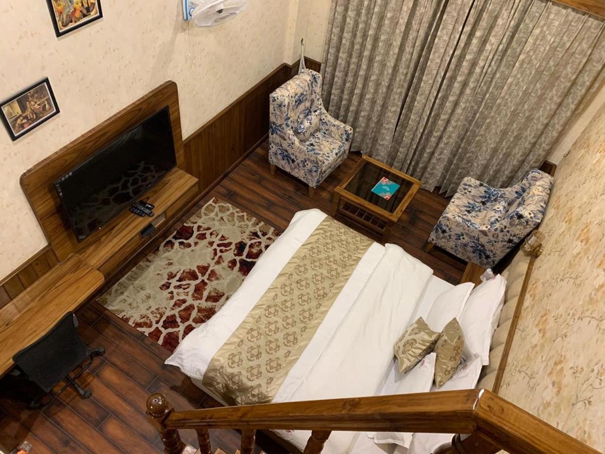 Royal Castle Hotel Kasol Exterior photo