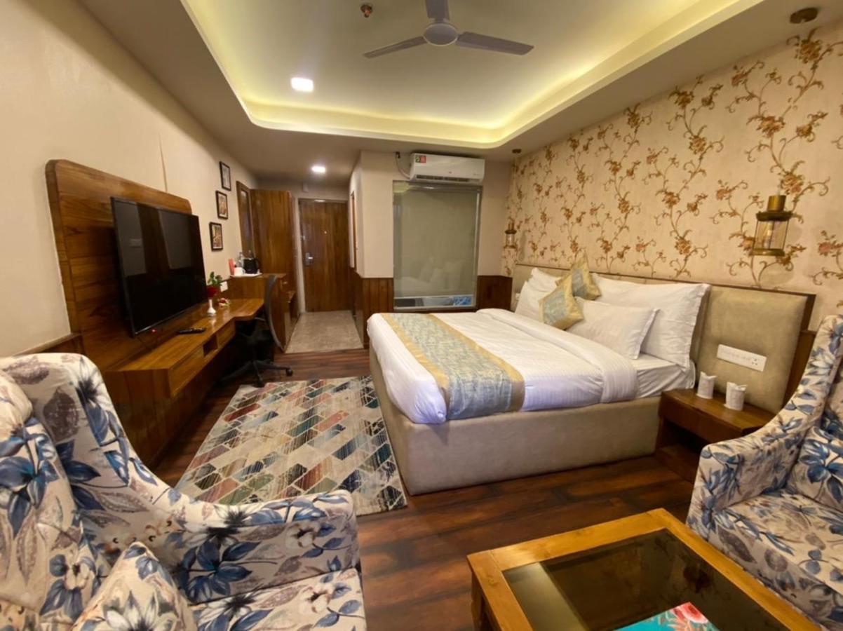 Royal Castle Hotel Kasol Exterior photo
