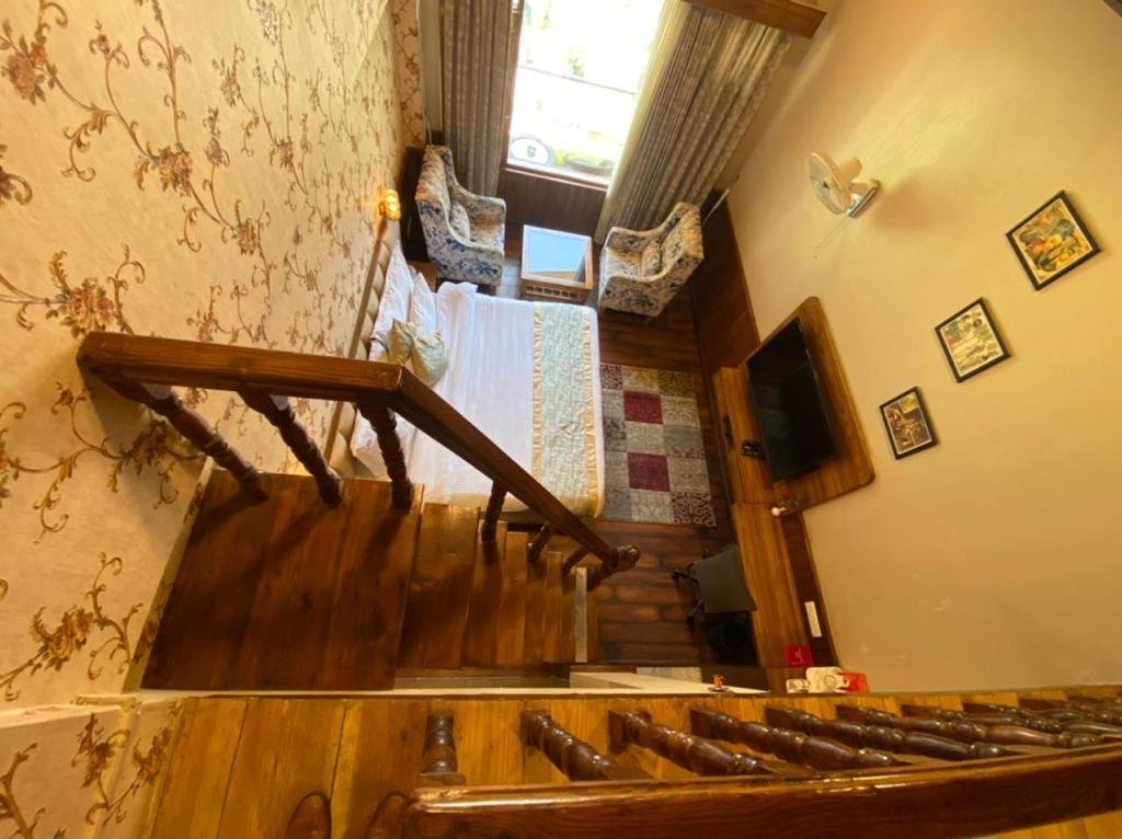 Royal Castle Hotel Kasol Exterior photo
